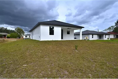 4107 13th St SW, Lehigh Acres, FL 33976 - Photo 5