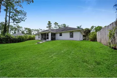 2071 20th Ave NE, Naples, FL 34120 - Photo 27