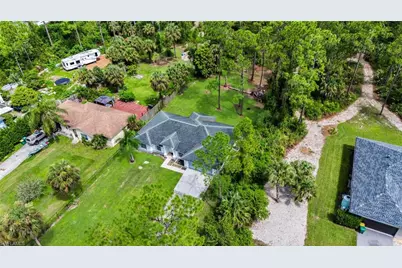 2071 20th Ave NE, Naples, FL 34120 - Photo 31