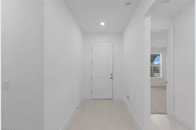 12583 Quartz Dr, Alva, FL 33920 - Photo 3