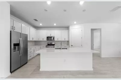 2049 Terreno Blvd, Naples, FL 34120 - Photo 11