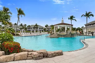 285 Grande Way, Naples, FL 34110 - Photo 27