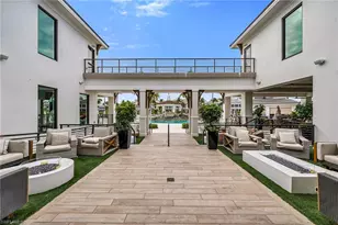 285 Grande Way, Naples, FL 34110 - Photo 35