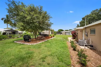 17 Alabama Rd S, Lehigh Acres, FL 33936 - Photo 27