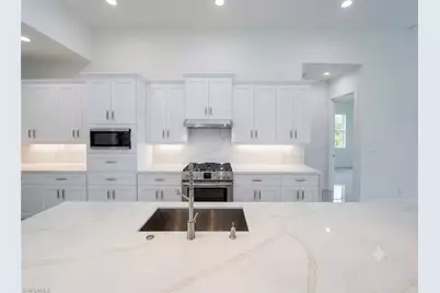518 Herrin Ave, Lehigh Acres, FL 33974 - Photo 3