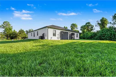 2239 Armour Rd, Lehigh Acres, FL 33973 - Photo 23