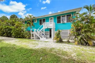 226 Connecticut St, Fort Myers Beach, FL 33931 - Photo 1