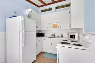 226 Connecticut St, Fort Myers Beach, FL 33931 - Photo 9
