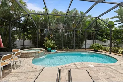 538 104th Ave N, Naples, FL 34108 - Photo 17