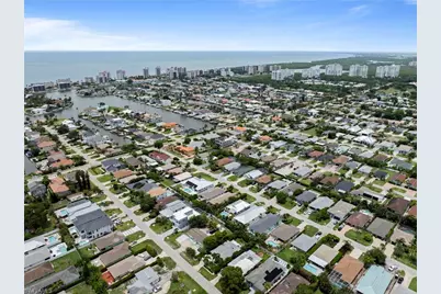 538 104th Ave N, Naples, FL 34108 - Photo 3