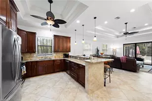 538 104th Ave N, Naples, FL 34108 - Photo 5