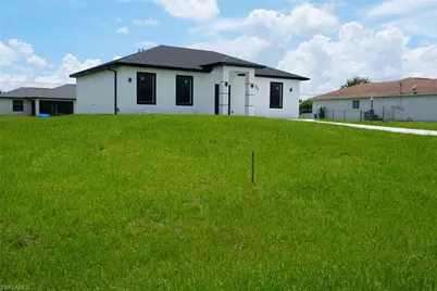 3931 Sunset Rd, Lehigh Acres, FL 33971 - Photo 5