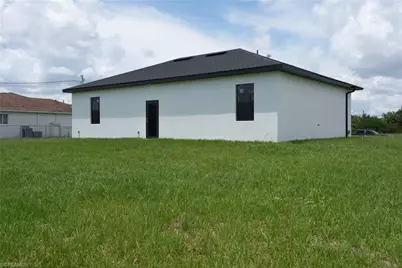 3931 Sunset Rd, Lehigh Acres, FL 33971 - Photo 17