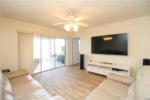 7794 Emerald Cir, Naples, FL 34109 - Photo 19