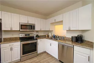 7794 Emerald Cir, Naples, FL 34109 - Photo 15