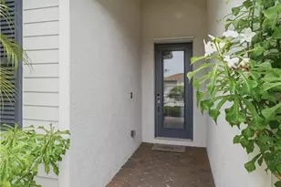 4374 Bismark Wy, Naples, FL 34119 - Photo 3