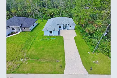 578 Woodview Dr, Lehigh Acres, FL 33972 - Photo 41