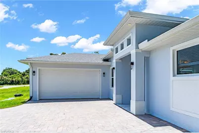 578 Woodview Dr, Lehigh Acres, FL 33972 - Photo 7