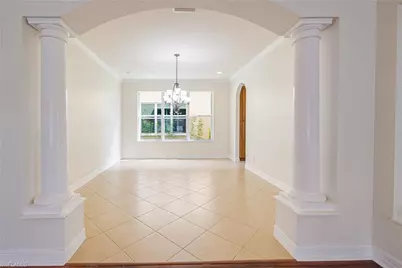10310 Carolina Willow Dr, Fort Myers, FL 33913 - Photo 5