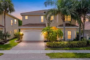 10310 Carolina Willow Dr, Fort Myers, FL 33913 - Photo 1