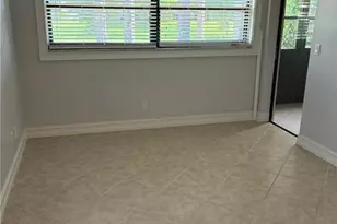2074 Pine Isle Ln, Naples, FL 34112 - Photo 9