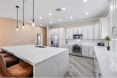 8868 Lely Island Cir, Naples, FL 34113 - Photo 9