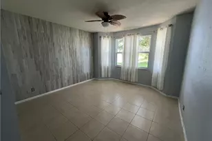 608 Crossfield Cir, Naples, FL 34104 - Photo 3