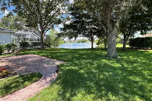608 Crossfield Cir, Naples, FL 34104 - Photo 11