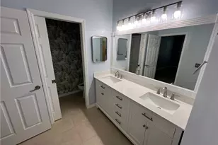 608 Crossfield Cir, Naples, FL 34104 - Photo 5