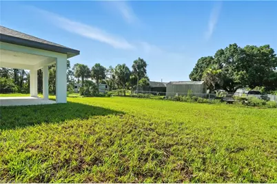 2607 38th St SW, Lehigh Acres, FL 33976 - Photo 35