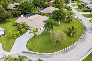 125 Westwood Dr, Naples, FL 34110 - Photo 27