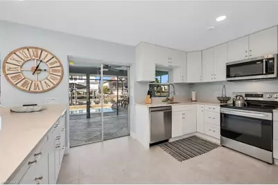 385 Willet Ave, Naples, FL 34108 - Photo 5