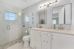385 Willet Ave, Naples, FL 34108 - Photo 9