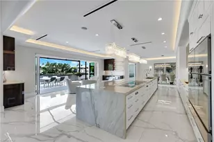4900 Gulf Shore Blvd N, Naples, FL 34103 - Photo 15