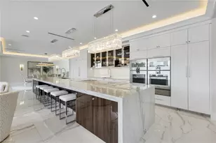 4900 Gulf Shore Blvd N, Naples, FL 34103 - Photo 17