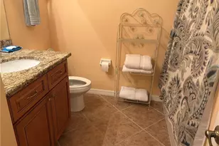 1096 Winding Pines Circle, Cape Coral, FL 33909 - Photo 17
