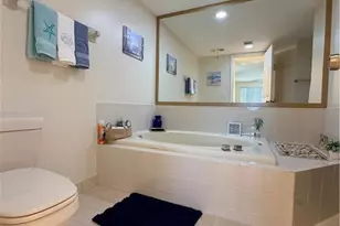 360 Horse Creek Dr, Naples, FL 34110 - Photo 11