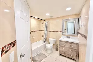 150 Santa Clara Dr, Naples, FL 34104 - Photo 11