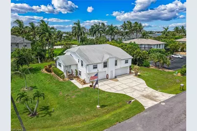 13511 Siesta Pines Ct, Fort Myers, FL 33908 - Photo 7