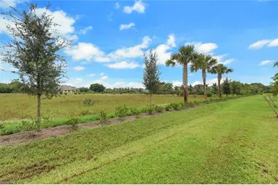 533 Ilaria Ct, Lehigh Acres, FL 33936 - Photo 25
