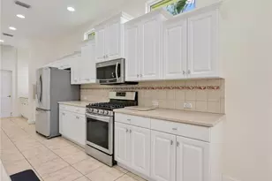 9640 Raven Ct, Estero, FL 33928 - Photo 17