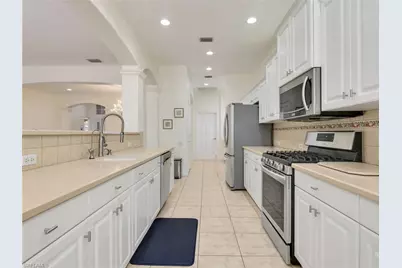 9640 Raven Ct, Estero, FL 33928 - Photo 15