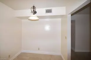 2173 White Pine Cir, Greenacres, FL 33415 - Photo 7