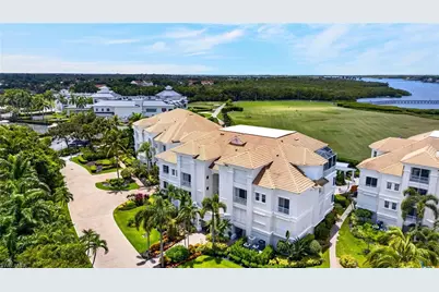 1600 Star Point Ln #2-201, Naples, FL 34112 - Photo 3