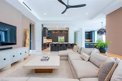 2581 Escada Dr, Naples, FL 34109 - Photo 15