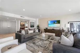 4401 Gulf Shore Blvd N, Naples, FL 34103 - Photo 11