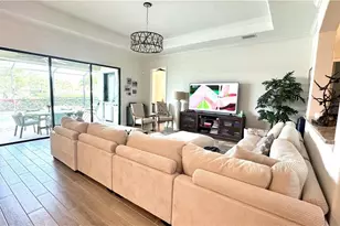 28004 Kerry Ct, Bonita Springs, FL 34135 - Photo 5