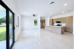 2212 NE 39th Terrace, Cape Coral, FL 33909 - Photo 13