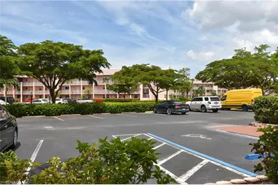 200 Turtle Lake Ct #108, Naples, FL 34105 - Photo 21
