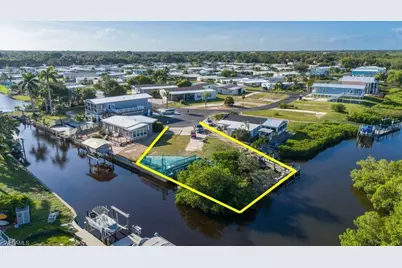 4785 Mali Ct, Bonita Springs, FL 34134 - Photo 7
